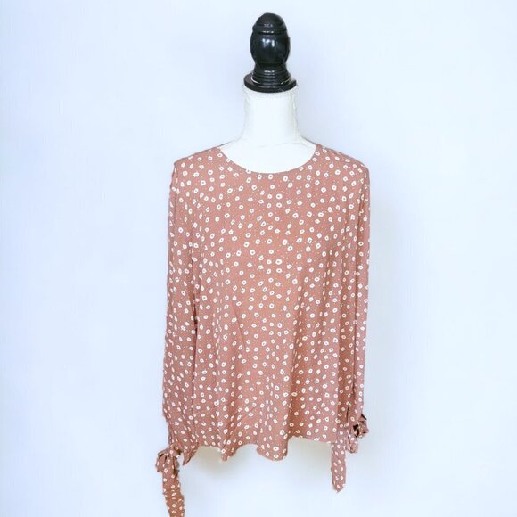 Lyaner Beige with White Flowers Long Sleeve with Ties Blouse in size XL - Picture 1 of 4